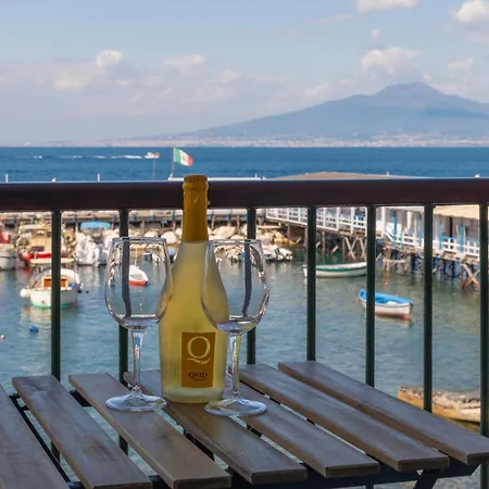 公寓 Blasi Sea View *