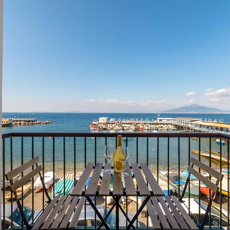 아파트 Blasi Sea View *